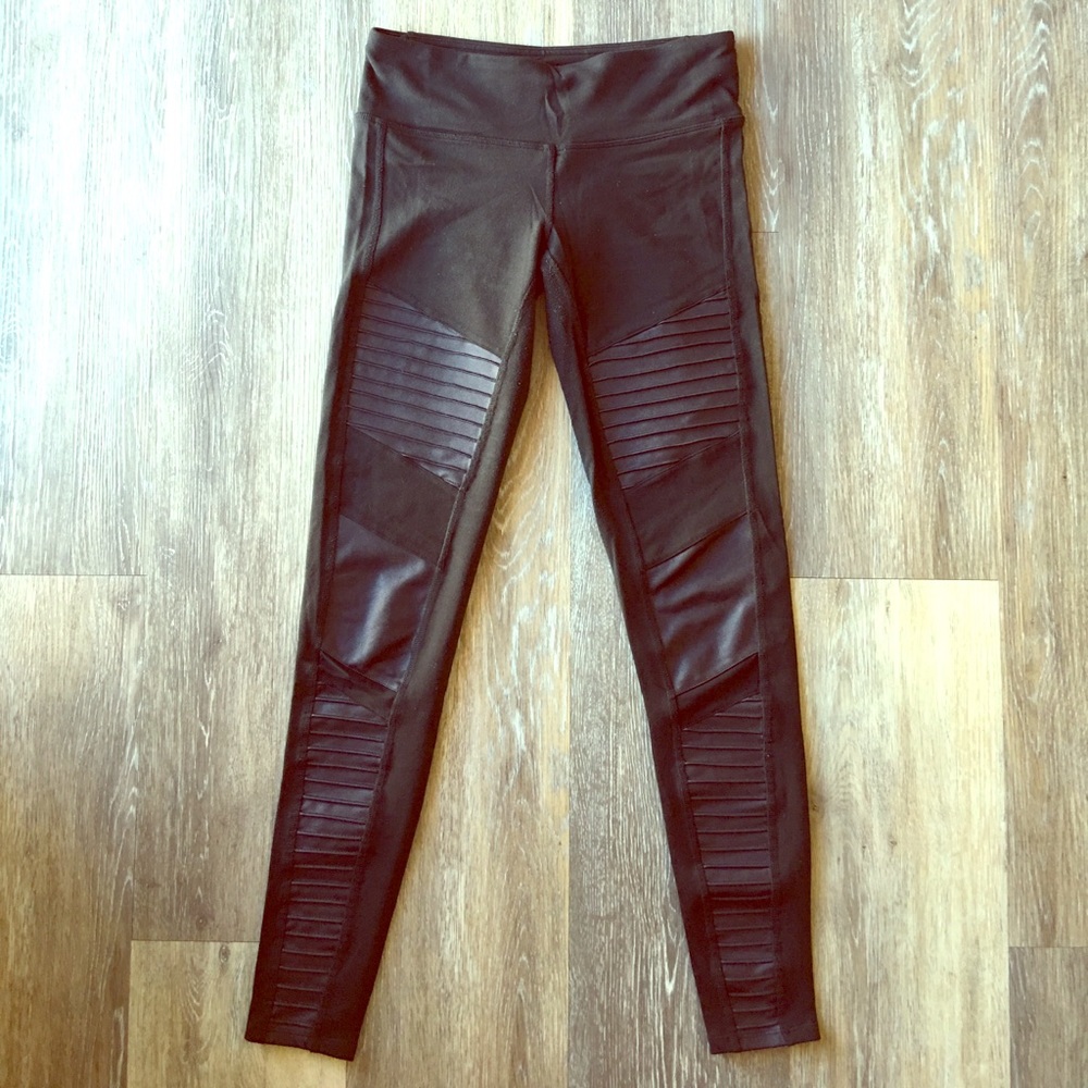 ALO Yoga Moto Legging